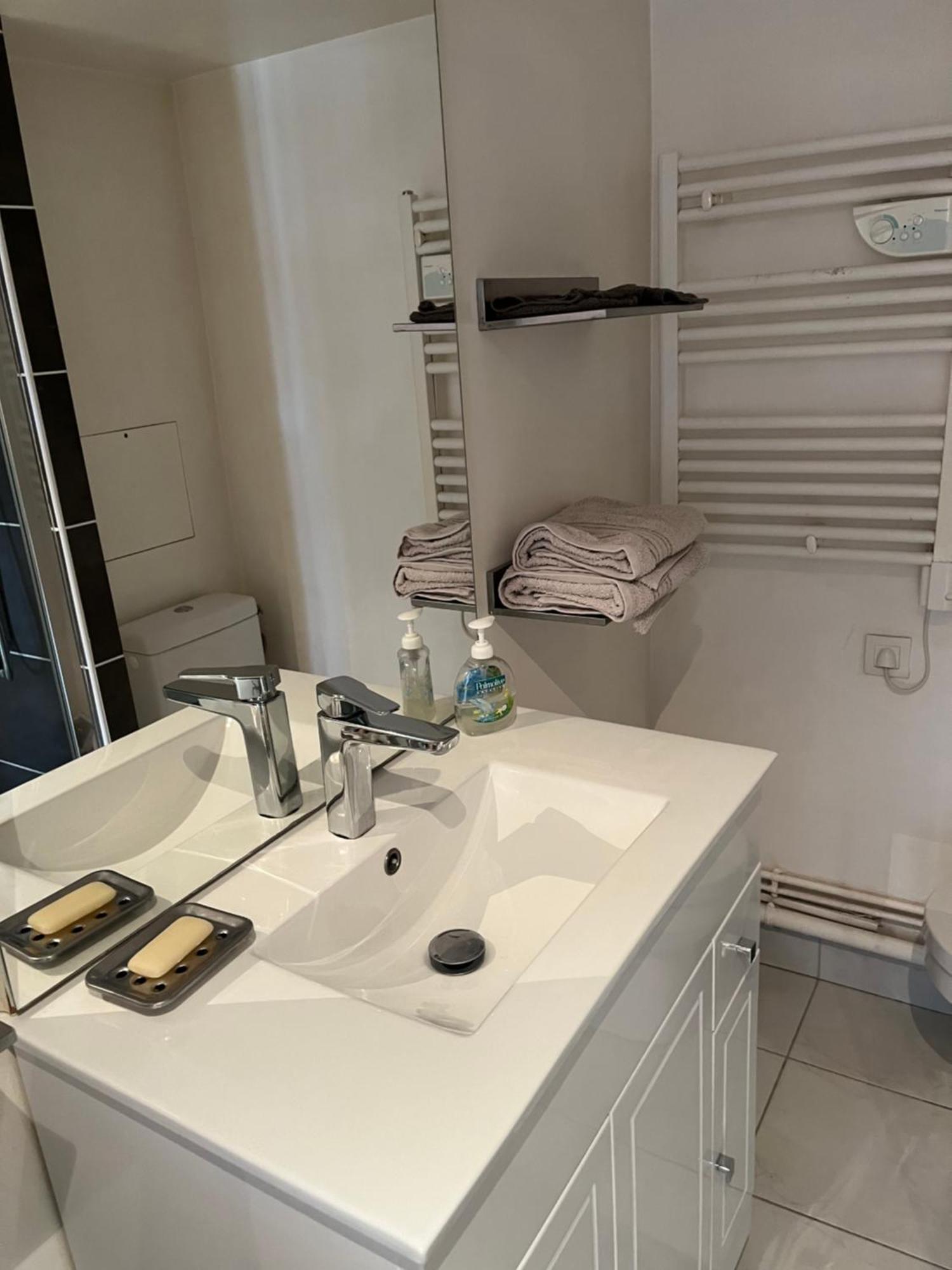Bel Appartement Chic Et Cosy 78100 Saint-Germain-en-Laye Exterior foto